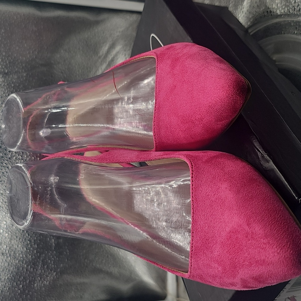 A New Pink Heels size 8.5 Mysoft Suede NIB